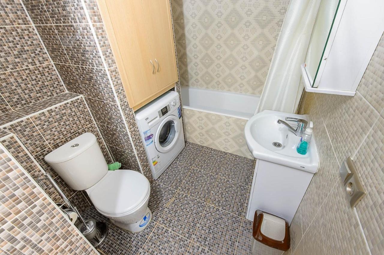 Apartment Оn Makatayeva 5 B Almatî Exterior foto