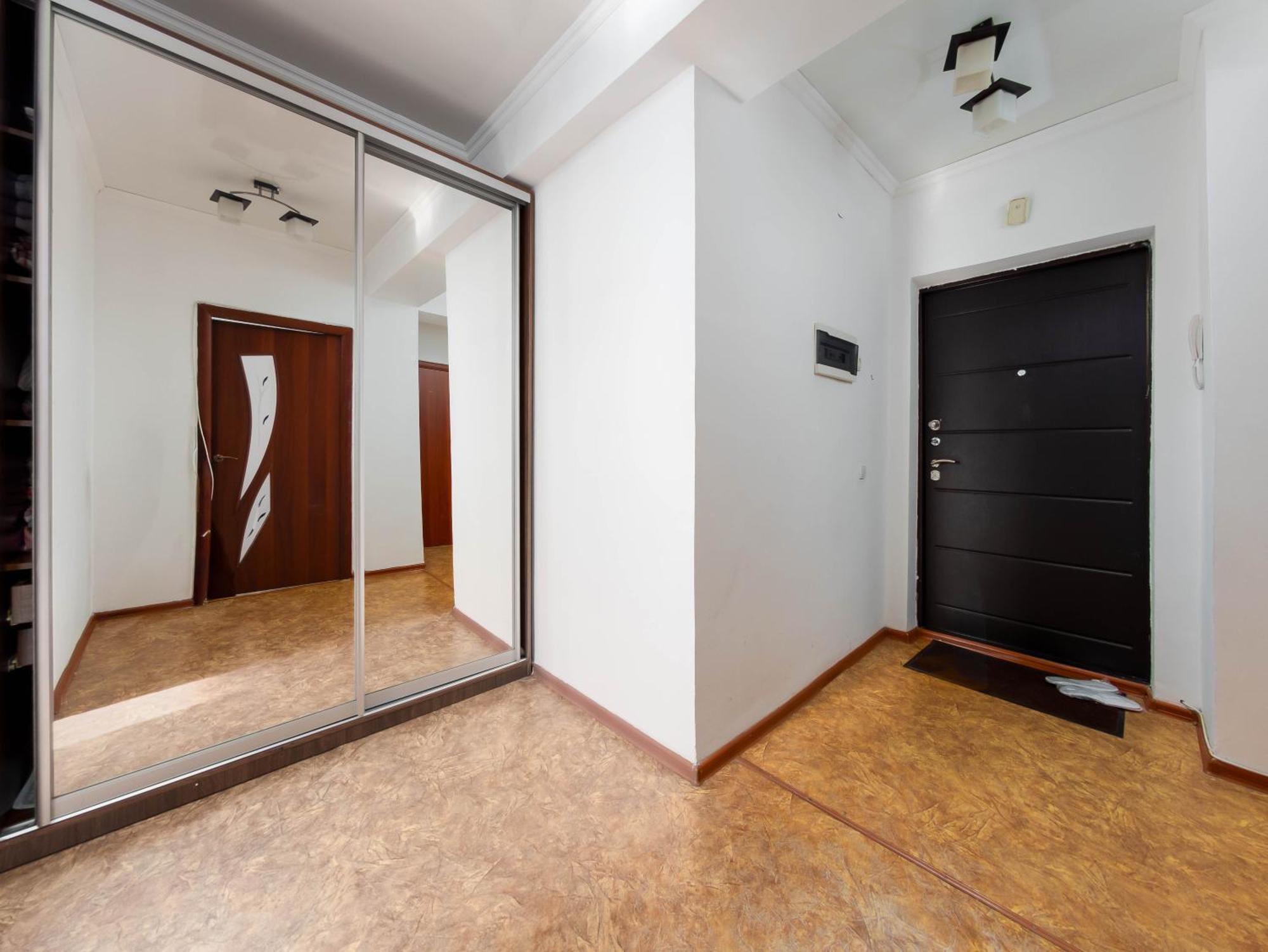 Apartment Оn Makatayeva 5 B Almatî Exterior foto